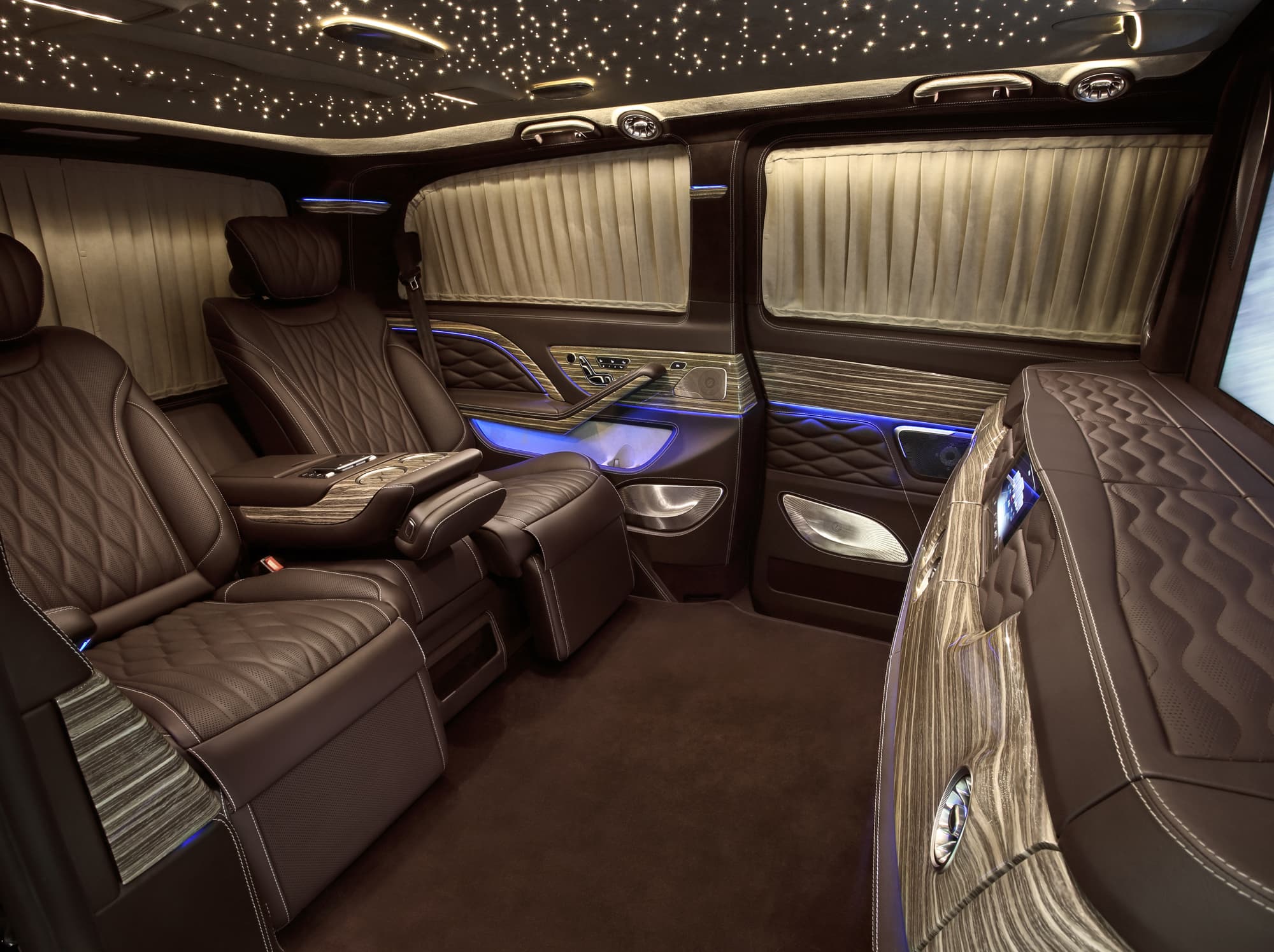 V-FF Ultimate Burnt Oak — Mercedes-Benz V-Class